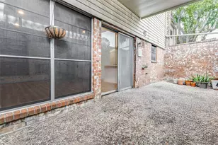 10720 Briar Forest Dr, Houston, TX 77042 - Photo 28