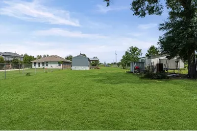 300 County Road 3554, Cleveland, TX 77327 - Photo 24