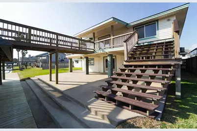 557 Pompano Street, Hitchcock, TX 77563 - Photo 4