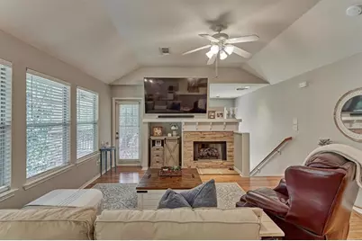 87 Woodlily Place, The Woodlands, TX 77382 - Photo 6