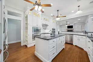 5 Gentry Ln, Galveston, TX 77554 - Photo 10
