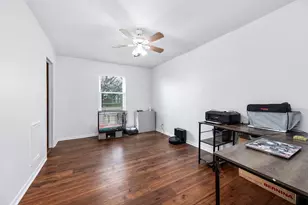 1619 Cr 387 -Marilyn St, Alvin, TX 77511 - Photo 20