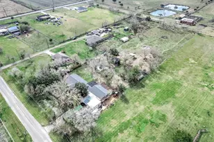 1619 Cr 387 -Marilyn St, Alvin, TX 77511 - Photo 46