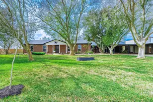 1619 Cr 387 -Marilyn St, Alvin, TX 77511 - Photo 2