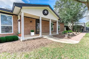 1619 Cr 387 -Marilyn St, Alvin, TX 77511 - Photo 2