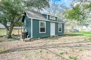 1619 Cr 387 -Marilyn St, Alvin, TX 77511 - Photo 44