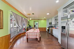 26902 Maplewood Dr, Oak Ridge North, TX 77386 - Photo 4