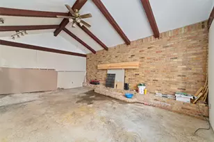 26902 Maplewood Dr, Oak Ridge North, TX 77386 - Photo 14