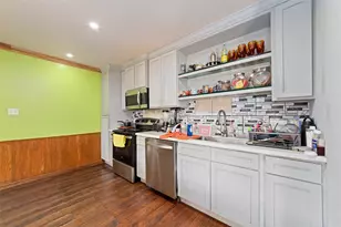 26902 Maplewood Dr, Oak Ridge North, TX 77386 - Photo 10