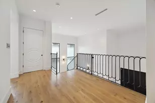 7 Lana Ln, Houston, TX 77027 - Photo 34
