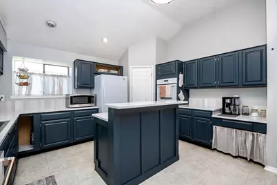 2524 Hadley Circle, Sugar Land, TX 77478 - Photo 14