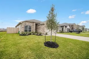 782 Dewberry Rd, La Marque, TX 77568 - Photo 2