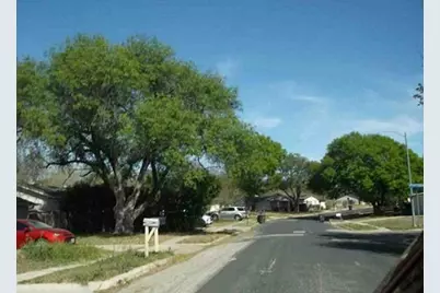 6035 Little Brandywine Creek, San Antonio, TX 78233 - Photo 6