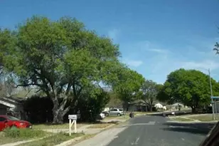 6035 Little Brandywine Crk, San Antonio, TX 78233 - Photo 6