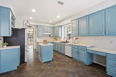 323 Magic Oaks Court, Spring, TX 77388 - Photo 10