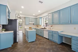323 Magic Oaks Ct, Spring, TX 77388 - Photo 10