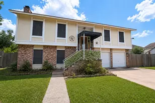 13003 Wilde Glen Ln, Houston, TX 77072 - Photo 2