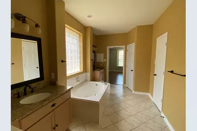 5602 Walkabout Way, Katy, TX 77450 - Photo 16