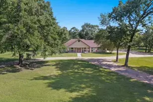 4529 Quiet Waters, North Zulch, TX 77872 - Photo 2