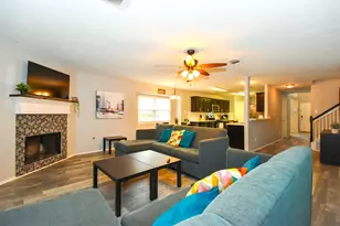 11007 Shumard Oak Ct, Houston, TX 77065 - Photo 2
