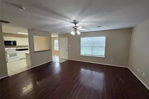28942 Village Creek Loop, Spring, TX 77386 - Photo 2