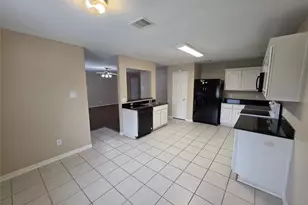 28942 Village Creek Loop, Spring, TX 77386 - Photo 6
