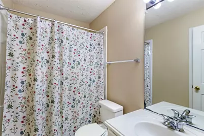 18619 Woodbreeze Drive, Humble, TX 77346 - Photo 14