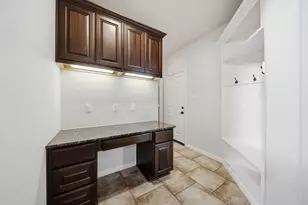 63 Vershire Cir, The Woodlands, TX 77354 - Photo 10