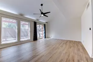 1365 Chardonnay Dr, Houston, TX 77077 - Photo 22