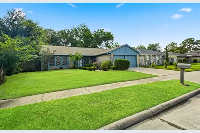 11322 Yorklyn Drive, Houston, TX 77066 - Photo 2