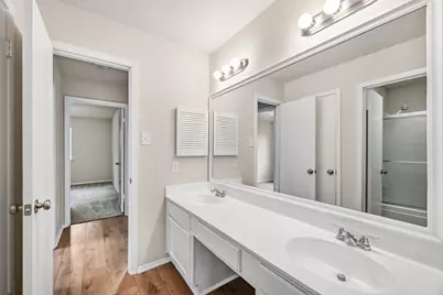 11322 Yorklyn Drive, Houston, TX 77066 - Photo 14