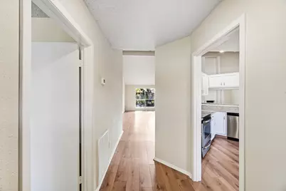 11322 Yorklyn Drive, Houston, TX 77066 - Photo 2