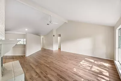 11322 Yorklyn Drive, Houston, TX 77066 - Photo 10
