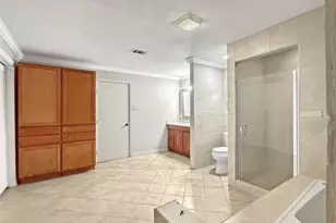 10437 Wolbrook St, Houston, TX 77016 - Photo 8