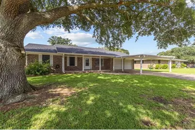 2901 Beldon Drive, Port Arthur, TX 77642 - Photo 2
