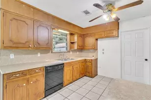 2901 Beldon Dr, Port Arthur, TX 77642 - Photo 18