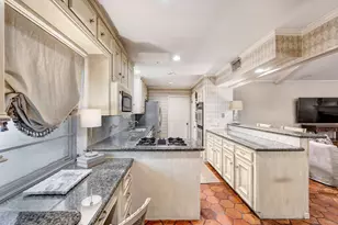 12407 Kimberly Ln, Houston, TX 77024 - Photo 8