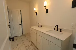 339 W Rose Marie Ln, Montgomery, TX 77356 - Photo 8