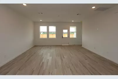 339 West Rose Marie Lane, Montgomery, TX 77356 - Photo 6