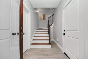 5605 Darling St, Houston, TX 77007 - Photo 2