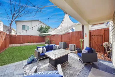 5605 Darling Street, Houston, TX 77007 - Photo 38