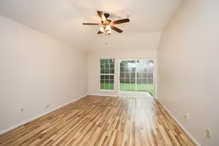 11947 Paddock Way, Houston, TX 77065 - Photo 10