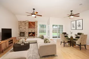 11947 Paddock Way, Houston, TX 77065 - Photo 2