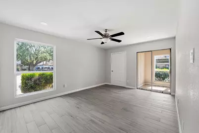 5667 Birchmont Drive #F, Houston, TX 77091 - Photo 10