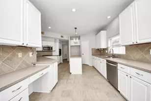 1611 Barton Creek Trail, Katy, TX 77450 - Photo 16