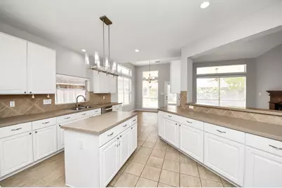 1611 Barton Creek Trail, Katy, TX 77450 - Photo 14