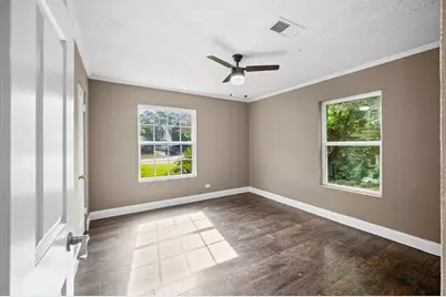 2024 Des Jardines Street, Houston, TX 77023 - Photo 12