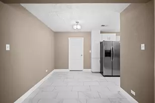2024 Des Jardines St, Houston, TX 77023 - Photo 6