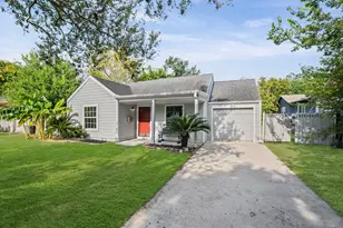 2024 Des Jardines St, Houston, TX 77023 - Photo 2