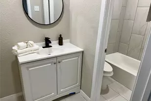 10106 Hillridge Rd, La Porte, TX 77571 - Photo 16